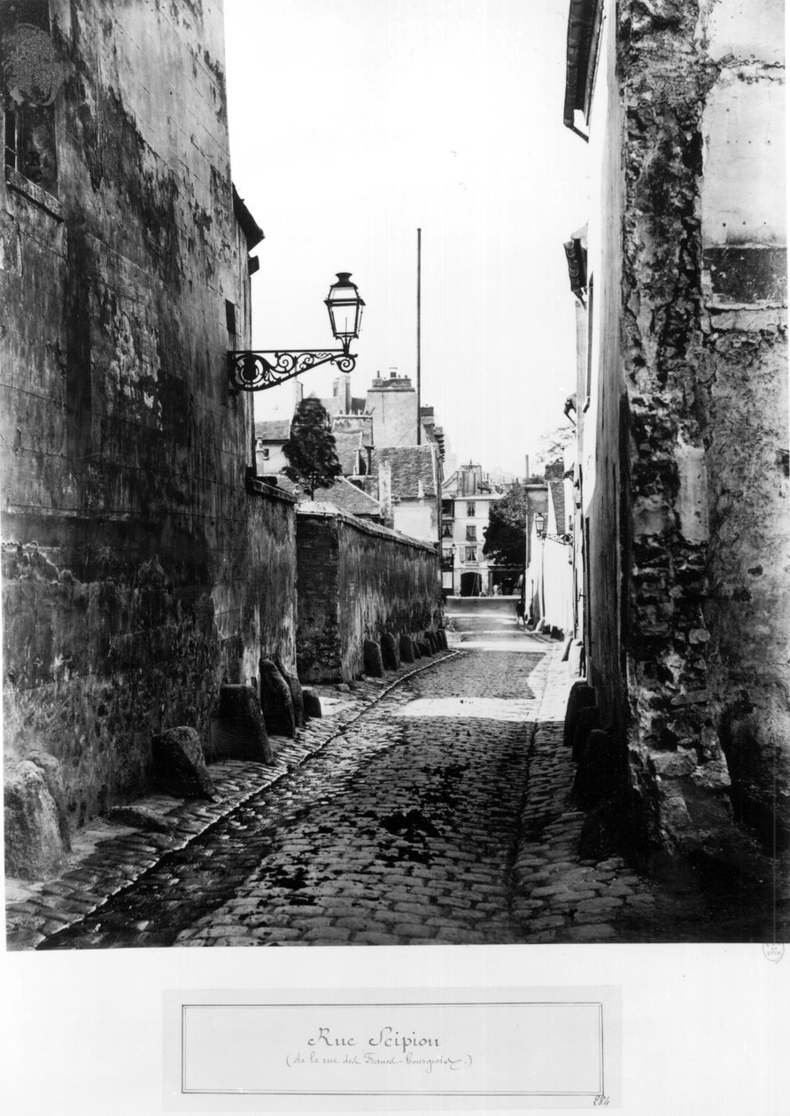 Rue de Scipion, od Rue des Francs-Bourgeois, Paryż, 1858-78 autorstwa Charles Marville