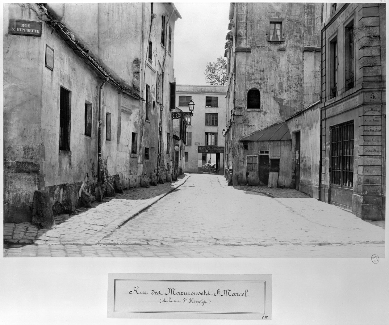 Rue des Marmousets Saint-Marcel, od rue Saint-Hippolyte, Paryż, 1858-78 autorstwa Charles Marville
