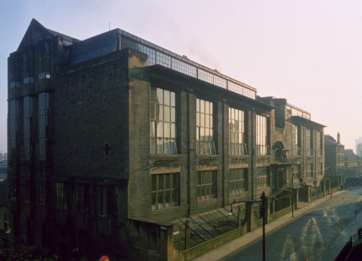 Zewnętrzna strona od północnego zachodu, 1899 r. autorstwa Charles Rennie Mackintosh