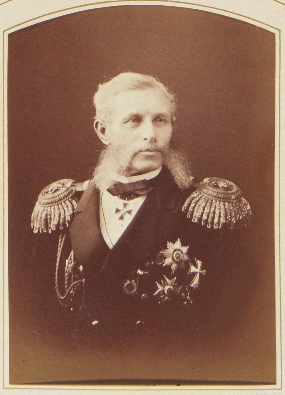 Amiral Grigory Butakov, pere des tactiques navales a vapeur - Portret admirała Grigorija Butakova (1820-1882), autorstwa Bergamasco, Charles (Karl) (1830-1896). Zdjęcie albuminy autorstwa Charles Bergamasco