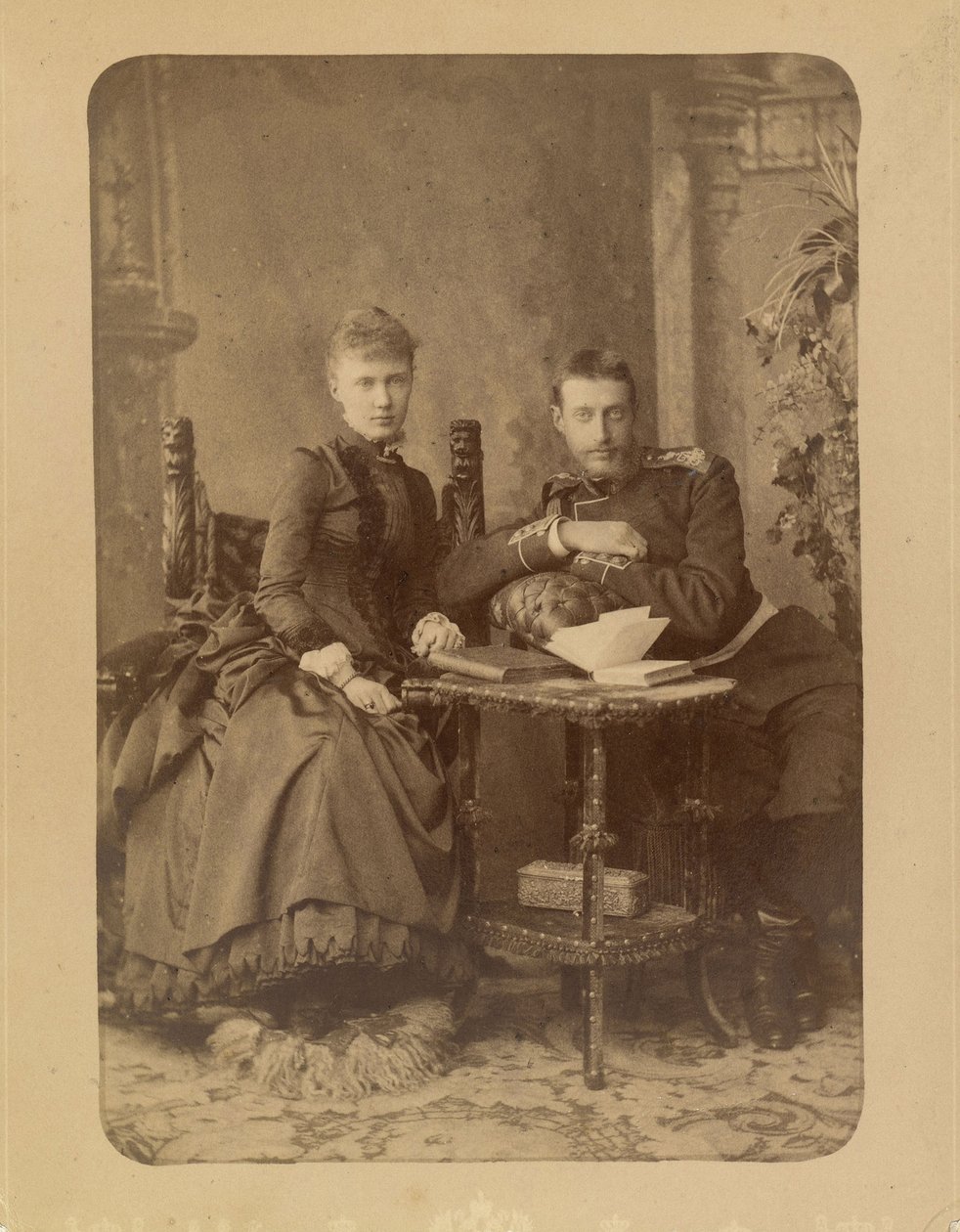 Konstantyn Konstantynowicz Rosji i Elżbieta Mawrikjewna Rosji (z domu księżna Elżbieta Saksonii Altenburg) - wielki książę Rosji Konstantyn Konstantynowicz (1858-1915) i wielka księżna Rosji Elizaveta Mavrikievna (1865-1927), autorstwa Bergamasca autorstwa Charles Bergamasco