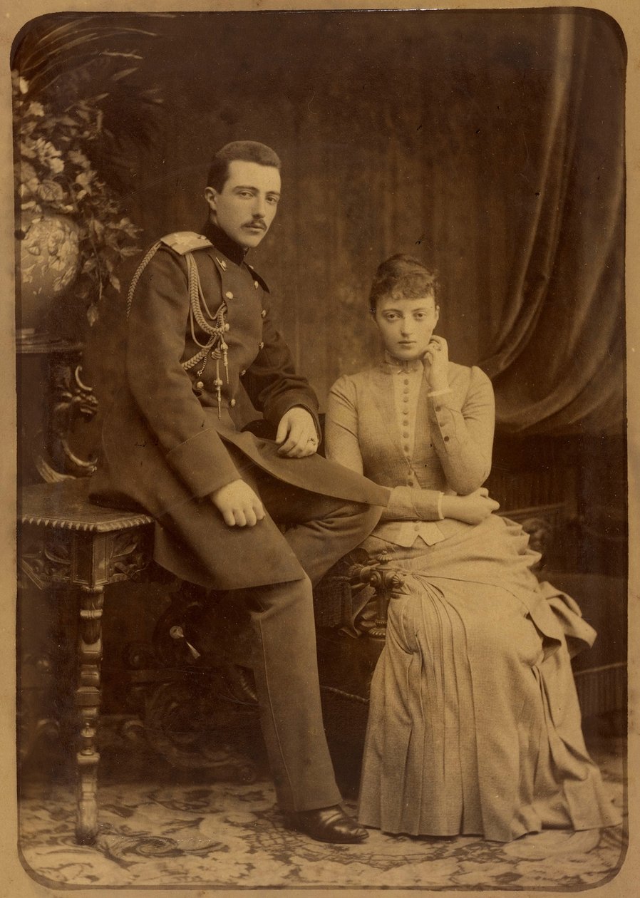 Michel Michajłowicz de Russie et Anastasia Michajłowna de Russie - Wielki Książę Rosji Michał Michajłowicz i Wielka Księżna Anastazja Michajłowna Rosji, autorstwa Bergamasco, Karola (Karla) (1830-1896). Zdjęcie albuminy, ok. 1880. Rosyjski państwowy film i autorstwa Charles Bergamasco