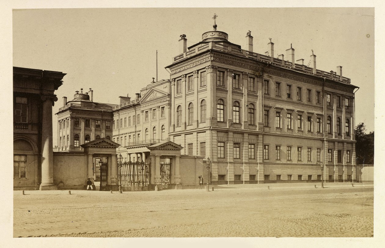 Pałac Aniczkowa w Sankt Petersburgu, autorstwa Bergamasco, Charles (Karl) (1830-1896). Zdjęcie albuminy autorstwa Charles Bergamasco