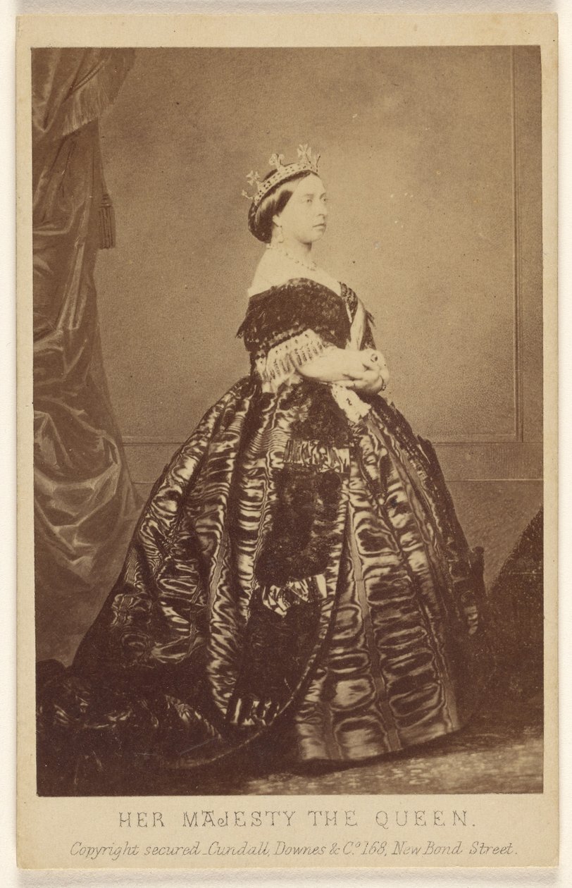Jej Królewska Mość. autorstwa Charles Clifford