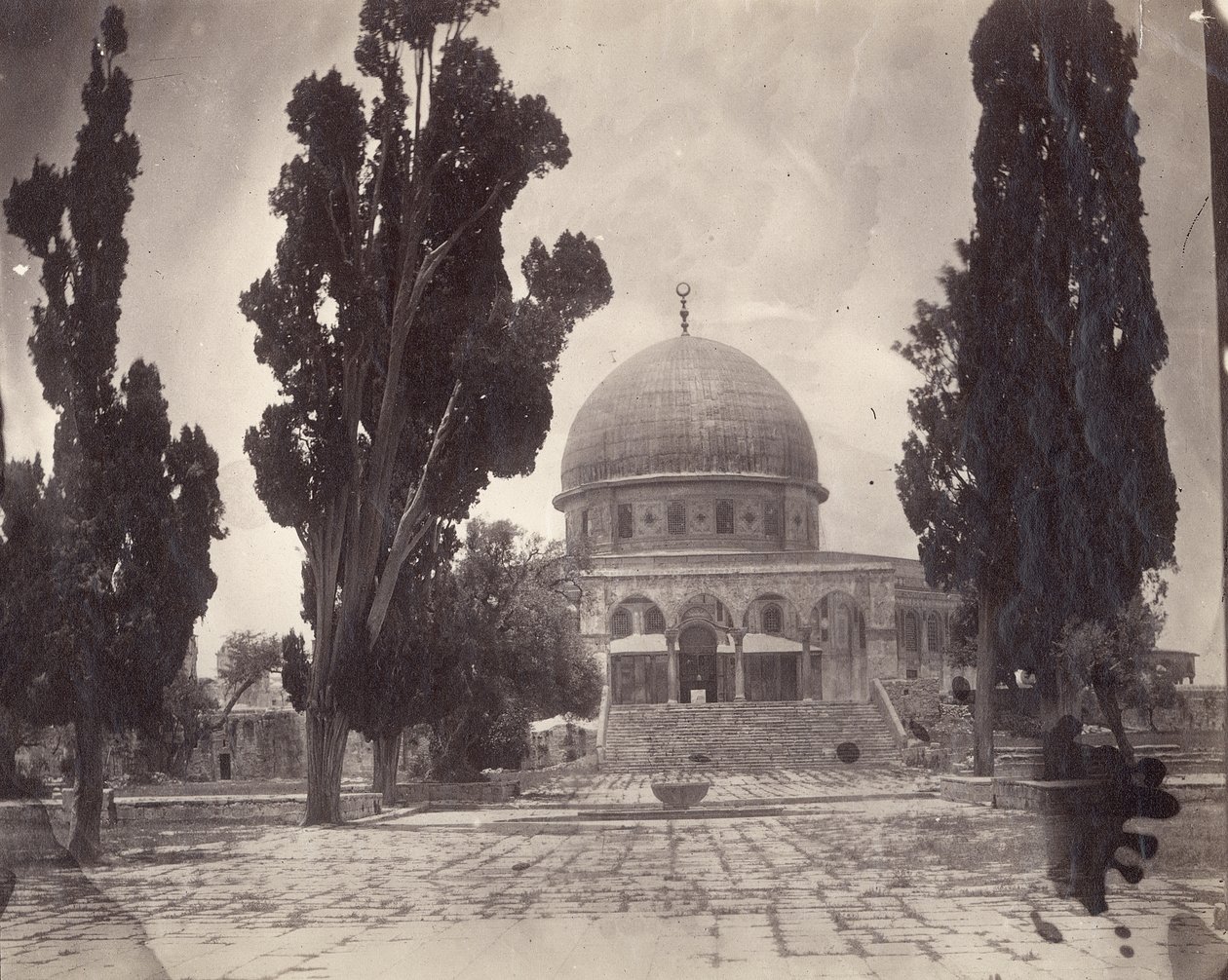 Kopuła na Skale na Haram al Sharif w Jerozolimie, od południa, 1870 autorstwa Charles F. Tyrwhitt Drake