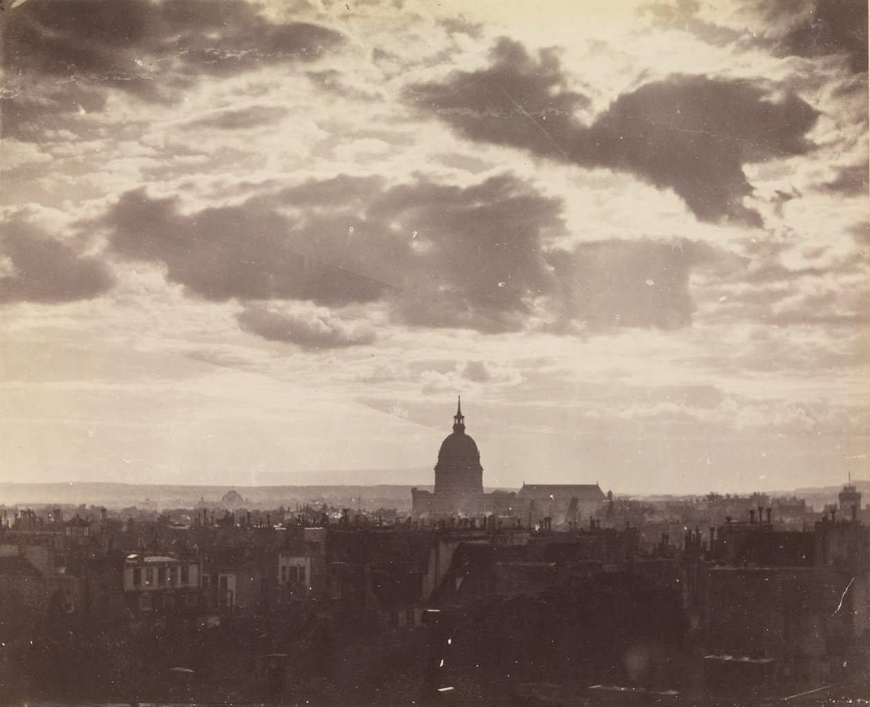 [Studium chmur nad Paryżem], lata 50. XIX wieku. autorstwa Charles Marville