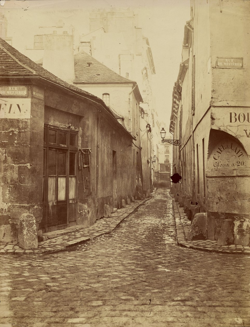 Rue du Gindre (część Rue Madame). Widok z Rue de Mézières w kierunku Rue du Vieux-Colombier. autorstwa Charles Marville