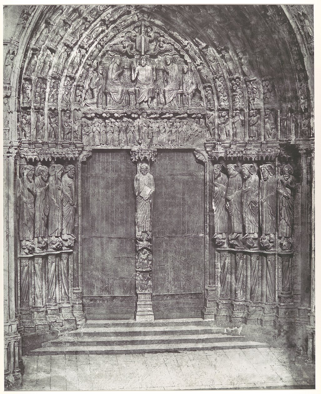 Katedra w Chartres, środkowy portal południowego transeptu; Sąd Ostateczny autorstwa Charles Nègre