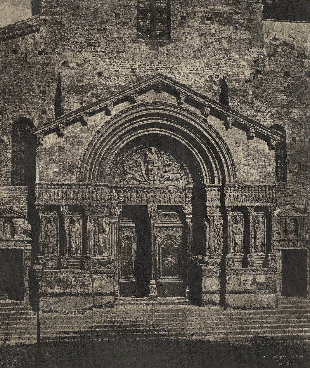 Portal Saint-Trophime w Arles autorstwa Charles Nègre