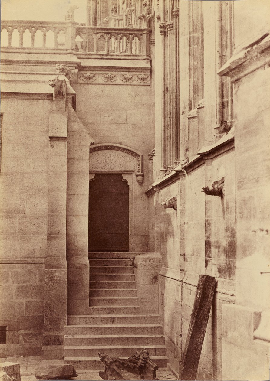 [Wejście do zakrystii, Notre-Dame, Paryż]. autorstwa Charles Nègre