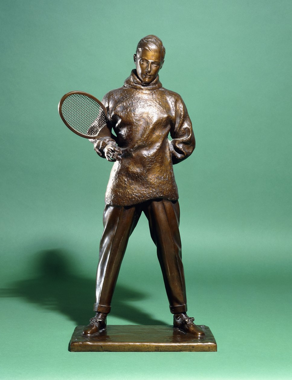 Brązowa figura J.R.H. Książę Walii, później Edward VIII, ubrany do tenisa, ok. 1920-1930 autorstwa Charles Sergeant Jagger