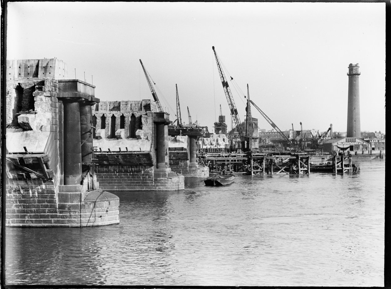 Rozbiórka mostu Waterloo, Lambeth, Greater London Authority, 1936. autorstwa Charles William Prickett
