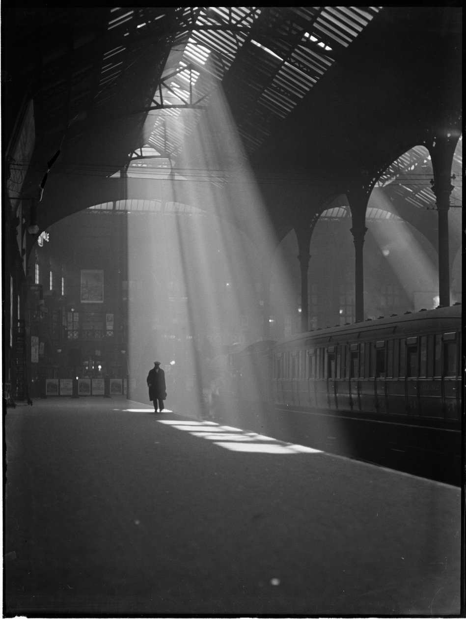 Stacja Liverpool Street, Liverpool Street, City of London, Greater London Authority, c1932. autorstwa Charles William Prickett