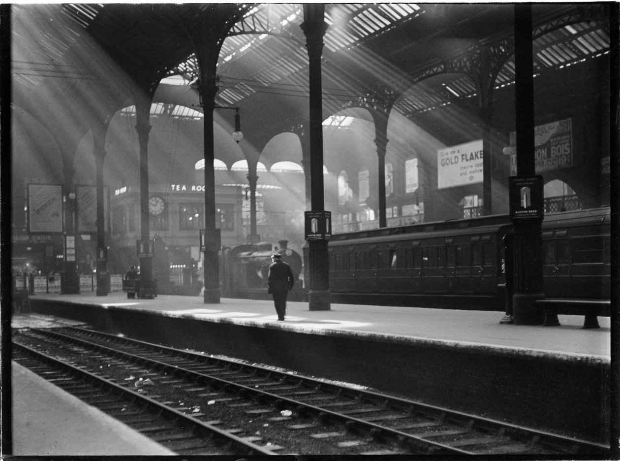 Stacja Liverpool Street, Liverpool Street, City of London, Greater London Authority, c1932. autorstwa Charles William Prickett
