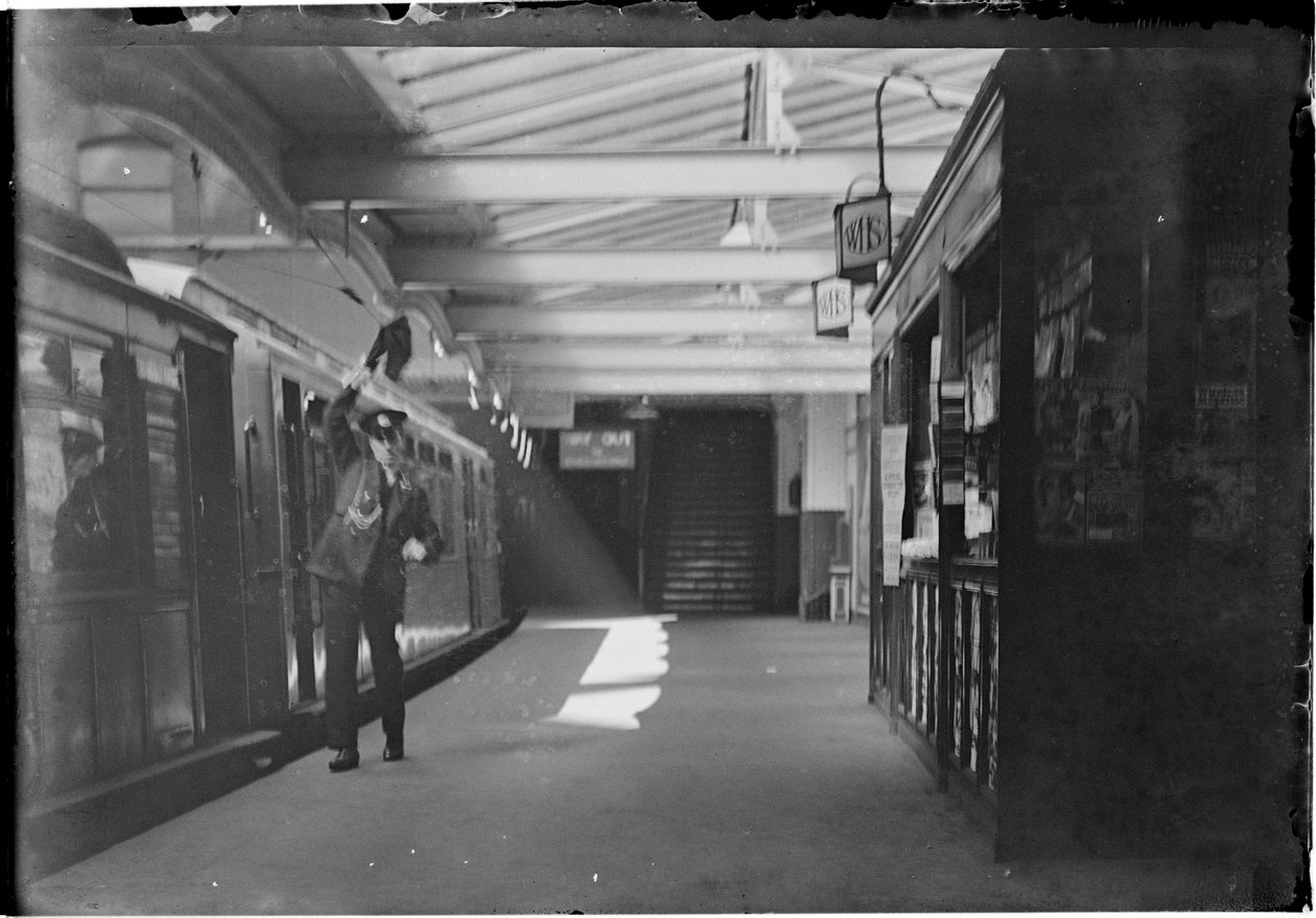 Stacja Liverpool Street, Liverpool Street, City of London, Greater London Authority, c1932. autorstwa Charles William Prickett