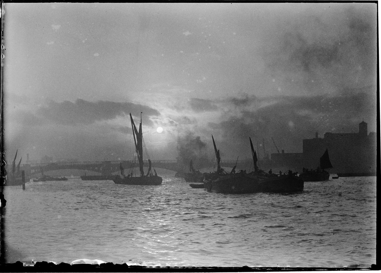 Vauxhall, Lambeth, Greater London Authority, 1920-1940. autorstwa Charles William Prickett