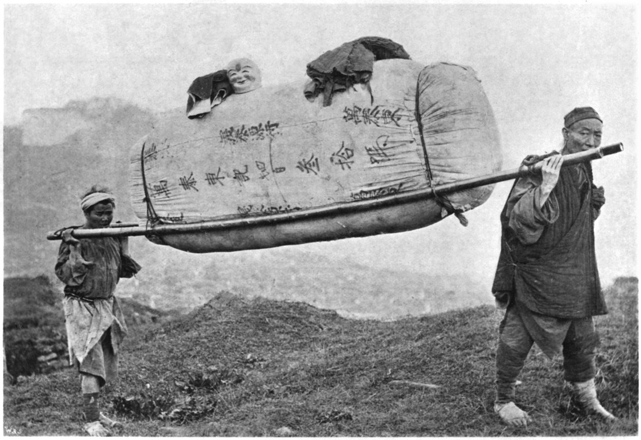 Chłodnie niosące bawełnę, 1901 autorstwa Chinese Photographer