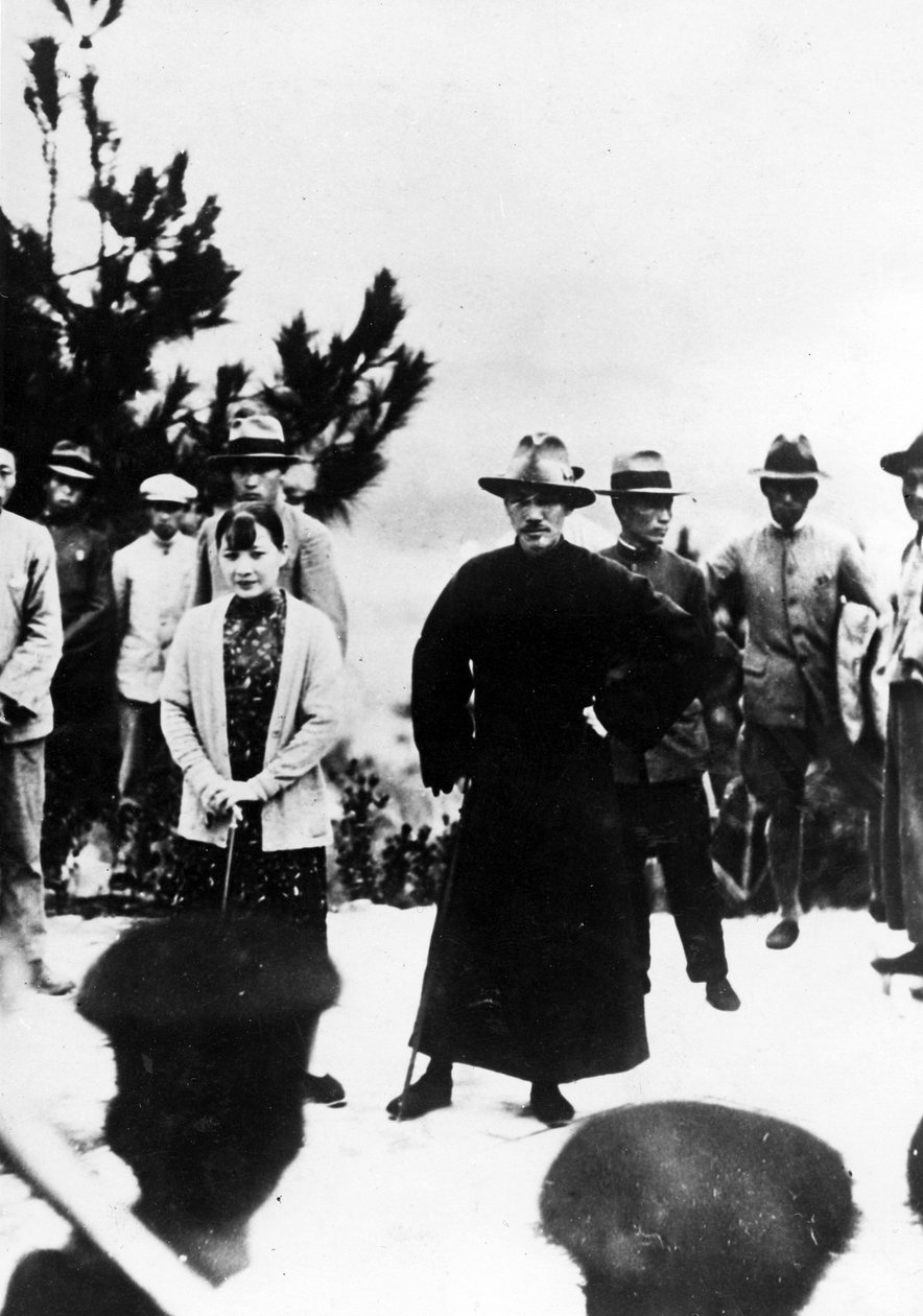 Generalissimus prezydent Czang Kaj-szek i jego żona Soong May-ling, ok. 1931 autorstwa Chinese Photographer