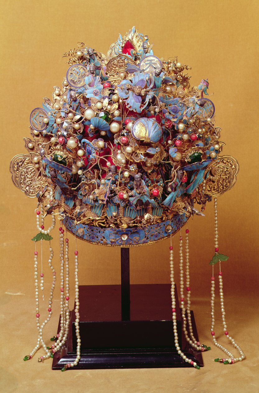 Nakrycie głowy z kolorowych szklanych koralików (beadwork) autorstwa Chinese School