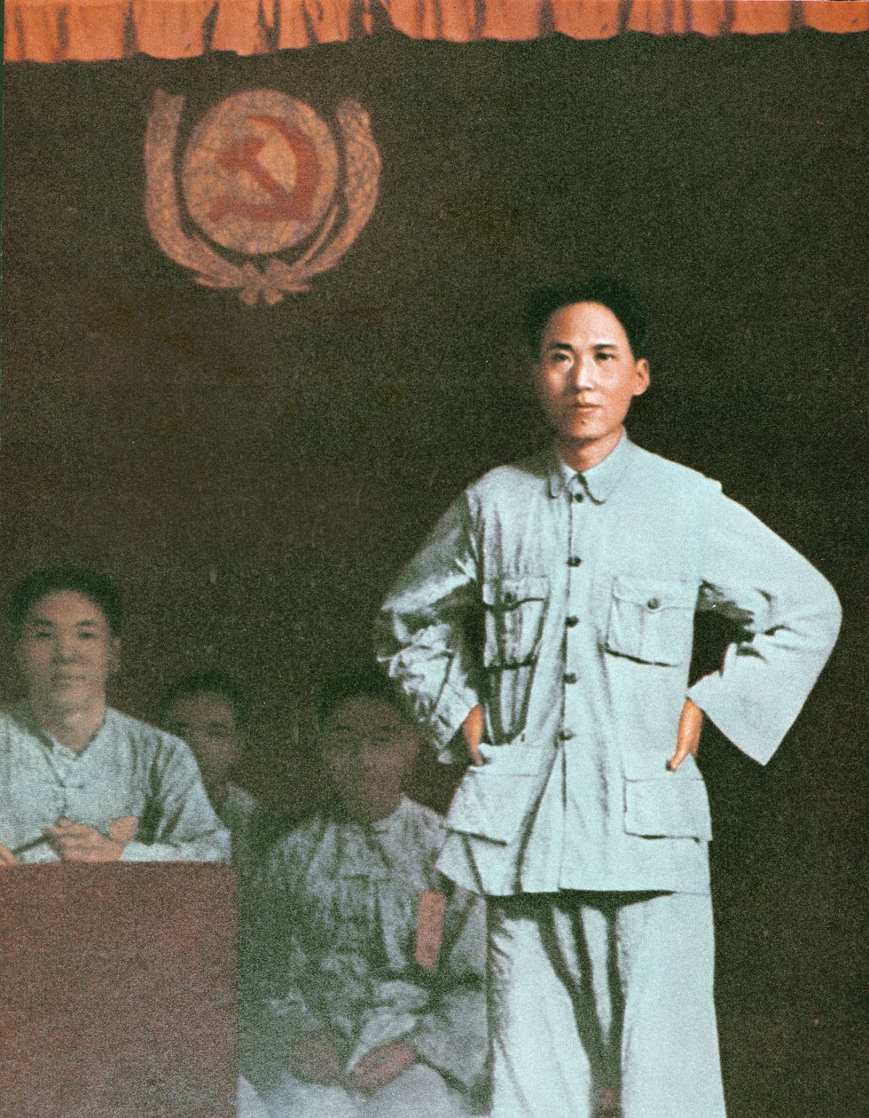 Mao Zedong przemawia na międzynarodowej konferencji komunistycznej w prowincji Kiangsi autorstwa Chinese Photographer