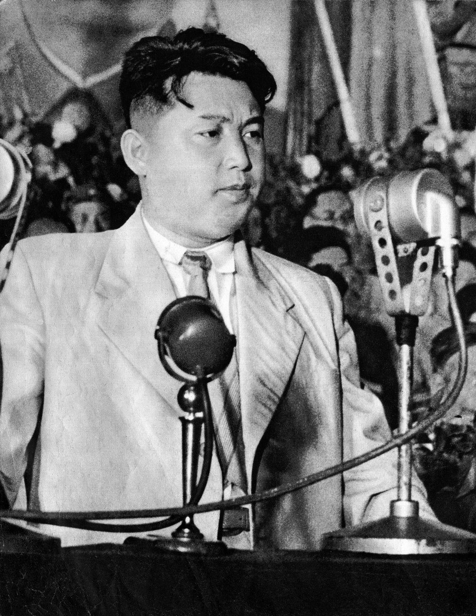 Portret Kim Il Sunga, prezydenta Koreańskiej Republiki Ludowo-Demokratycznej autorstwa Chinese Photographer