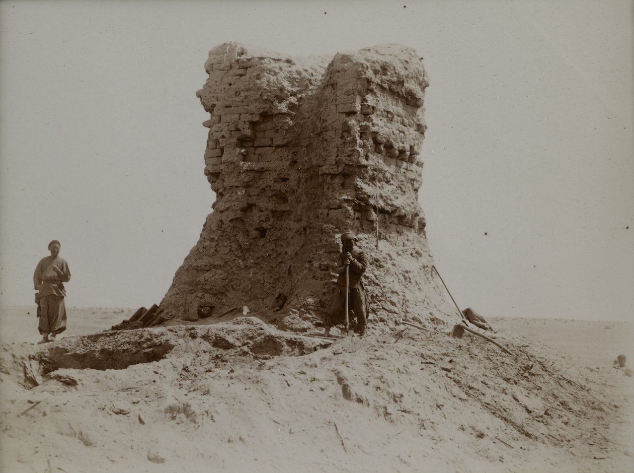 Miejsce, w którym znaleziono list Sogdian, jeden z najwcześniejszych zachowanych dokumentów papierowych Sogdian (ok. 313 n.e.), Dunhuang, Chiny (zdjęcie czarno-białe) autorstwa Chinese Photographer