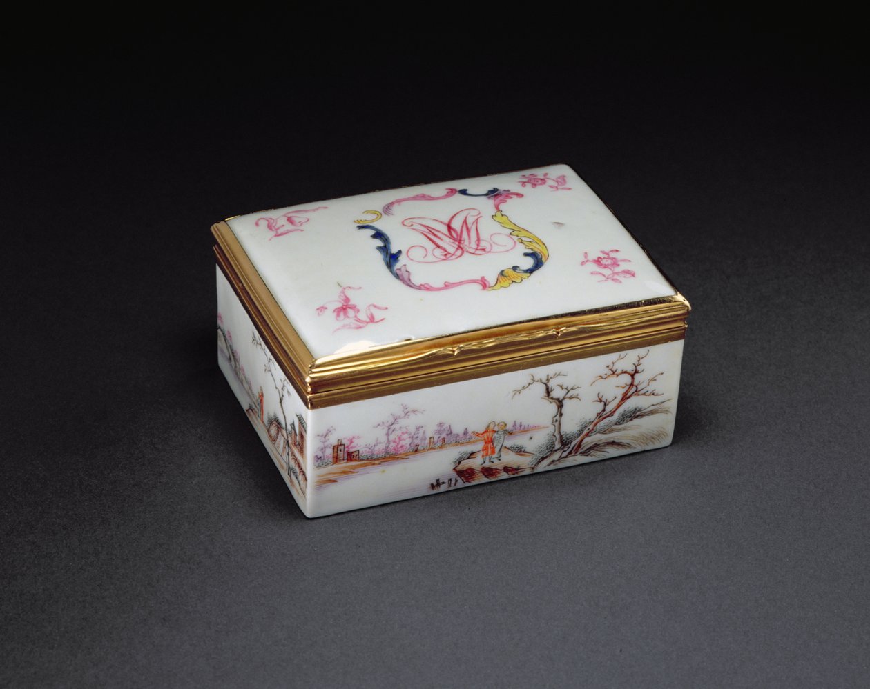 Tabakierka z monogramem, okres Qianlong (1736-95) ok. 1750 (porcelana) autorstwa Chinese School