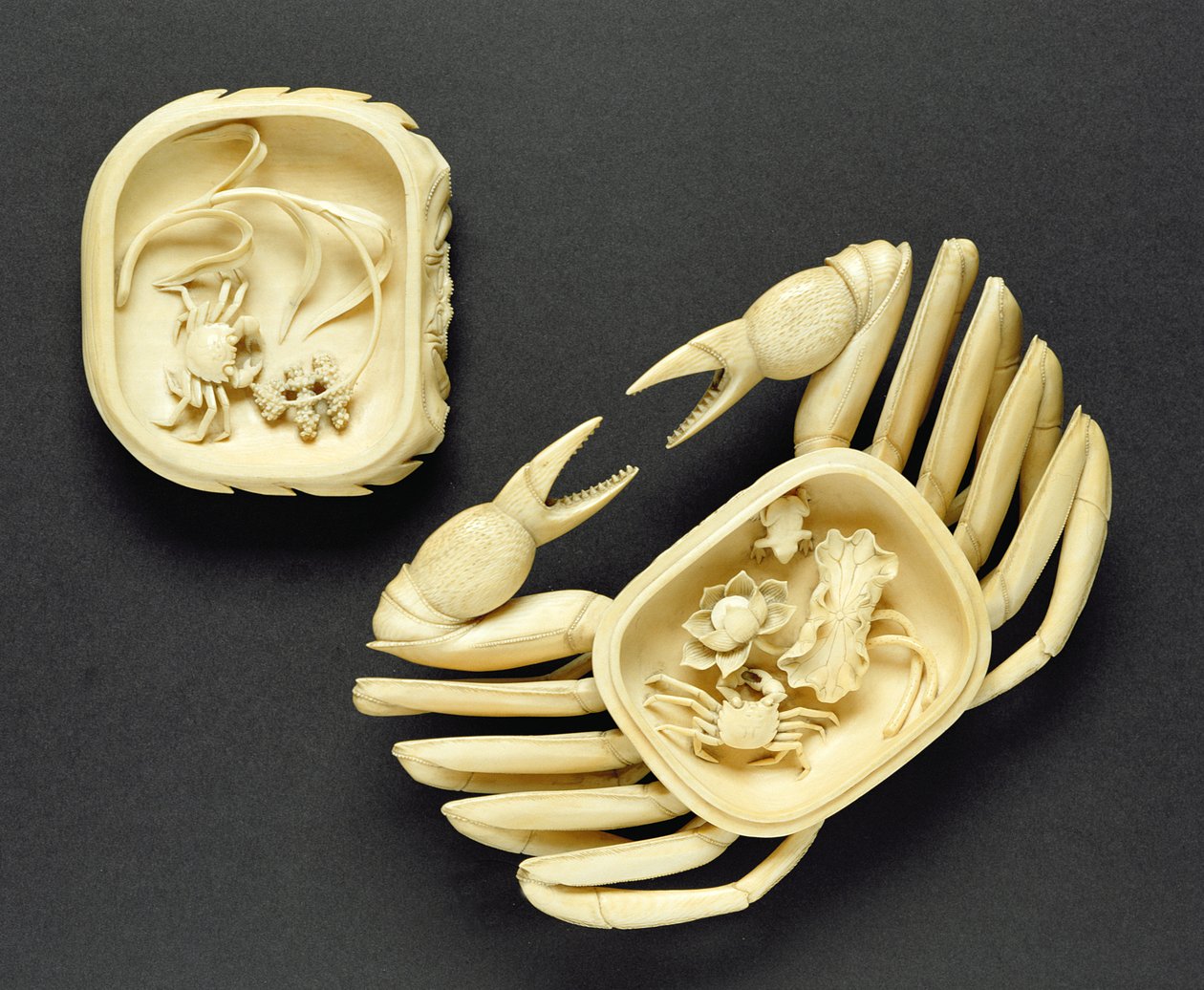 Pudełko w kształcie kraba, okres Qianlong, 1736-95 autorstwa Chinese School