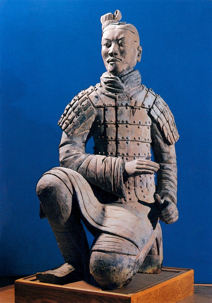 Wojownik Armii Terakotowej, Mauzoleum Cesarza Qin Shi Huang, III w. p.n.e. (zdjęcie) autorstwa Chinese School