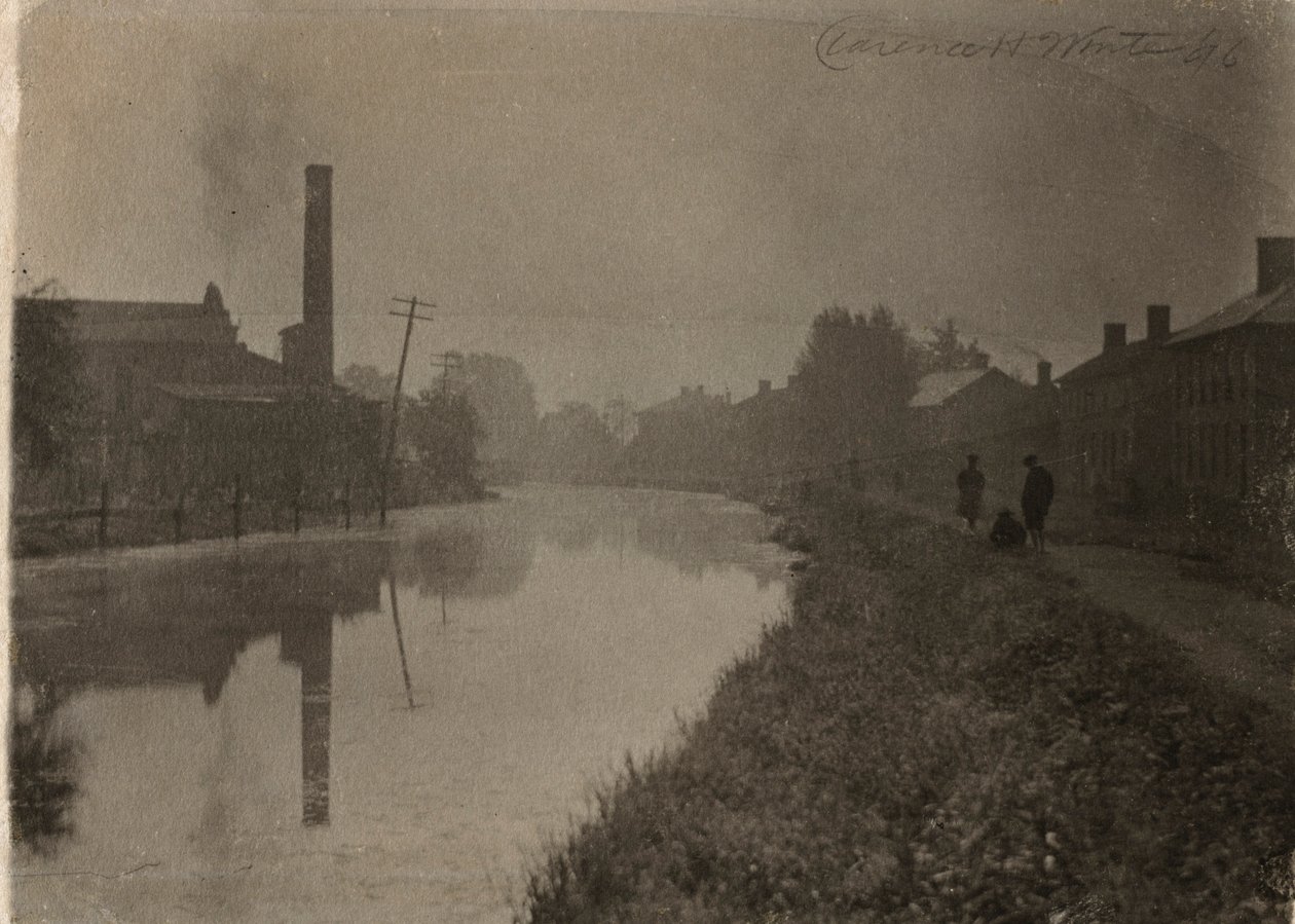 Wzdłuż Starego Kanału, 1896 r. autorstwa Clarence H. White