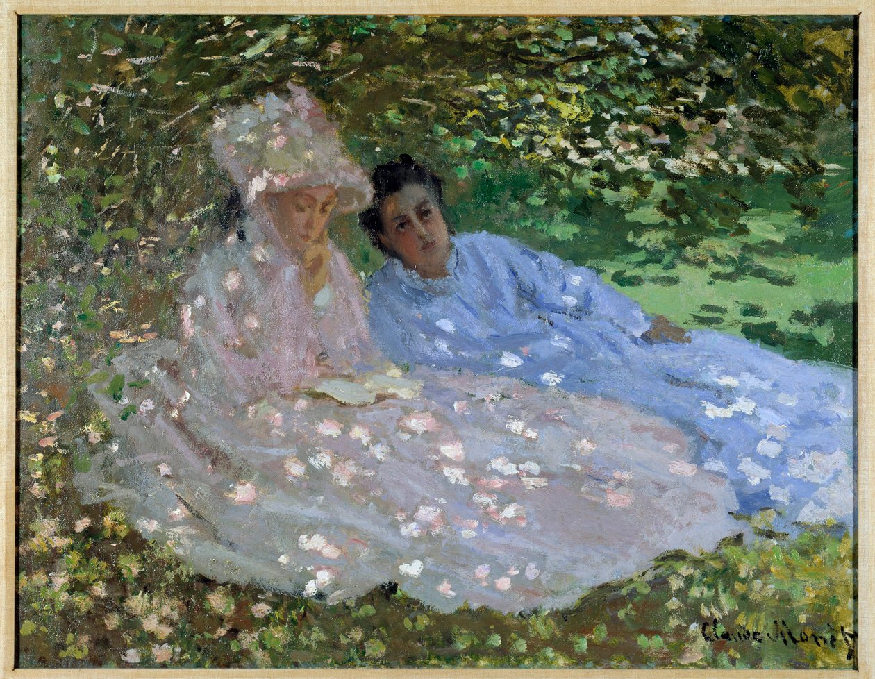 Pani Monet i koleżanka w ogrodzie. Dwie kobiety siedzące w cieniu drzewa. Obraz Claude