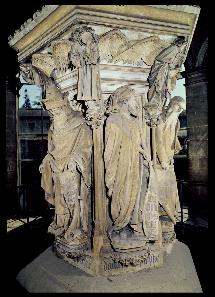 Studnia Mojżesza, detal ukazujący sześciokątny cokół z postaciami Daniela (pośrodku) i Zachariasza (po lewej) 1395-1404 autorstwa Claus and Malouel, Jean Sluter