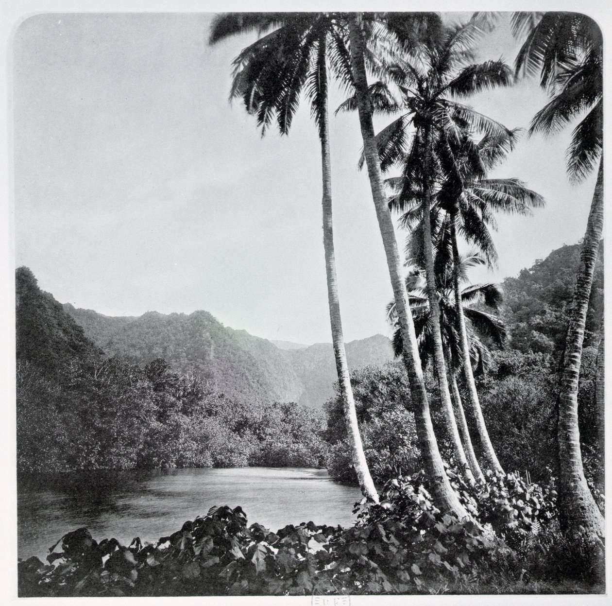Jezioro Hitiaa, z „Tahiti”, opublikowane w Londynie, 1882 r. autorstwa Colonel Stuart Wortley
