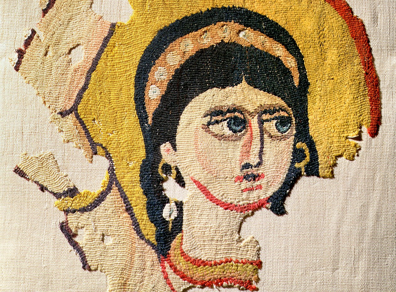 Fragment gobelinu przedstawiający głowę tancerki, detal z wełny i lnu z 107971 autorstwa Coptic