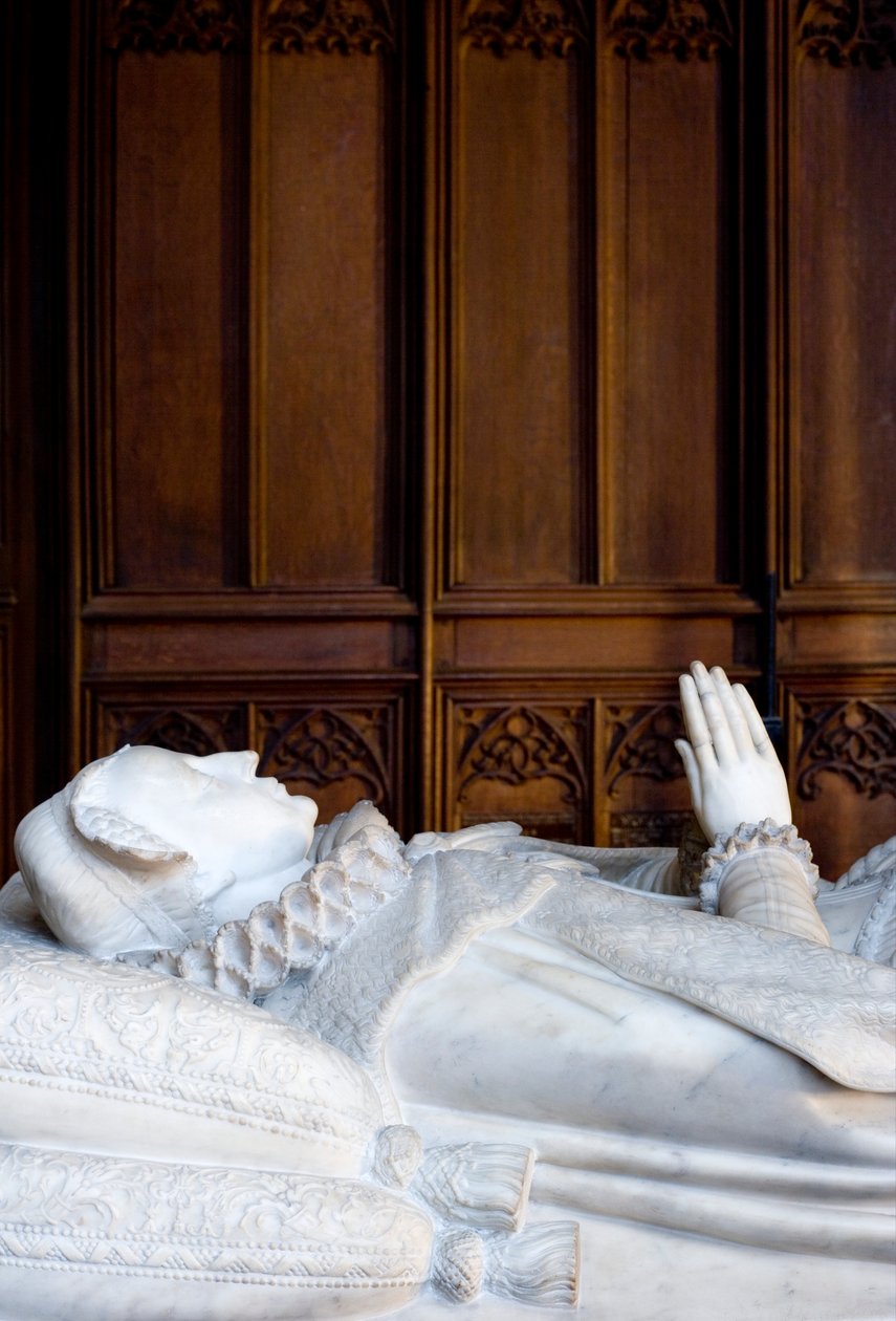 Grobowiec Marii Królowej Szkotów, południowa wysepka Kaplicy Matki Bożej, ok. 1612-13 (marmur) autorstwa Cornelius and Cure, William Cure