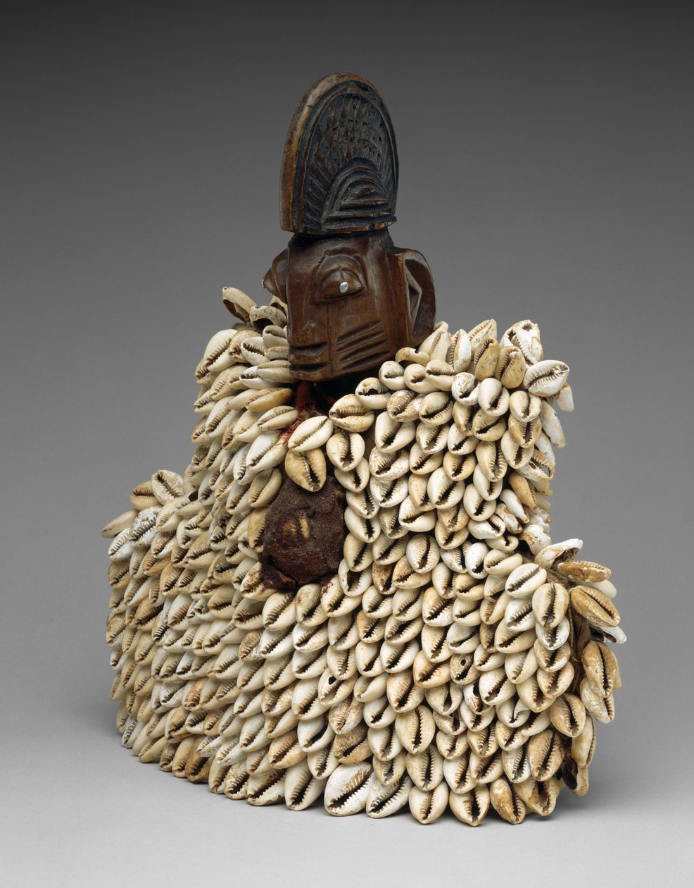 Podwójna figura (ere ibeji) z ubraniem autorstwa Yoruba Culture
