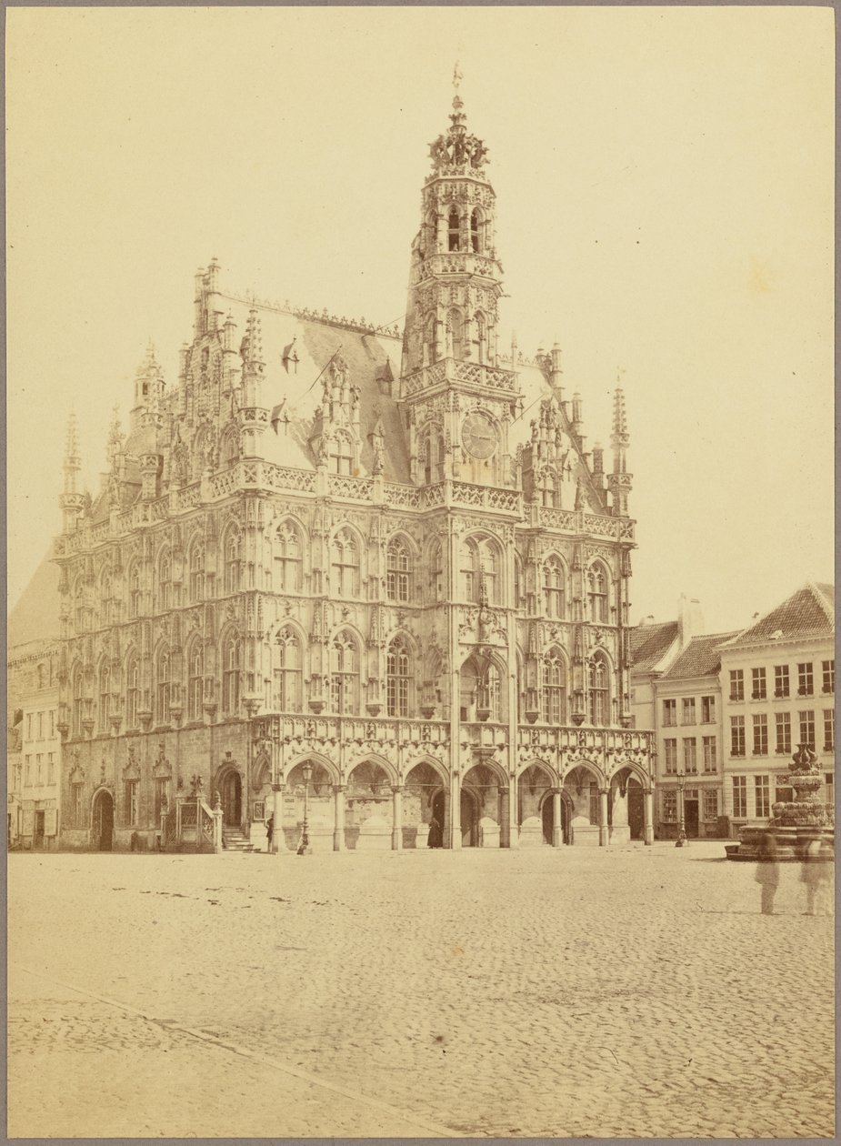 Hotel de ville, Oudenarde autorstwa Cundall and Fleming