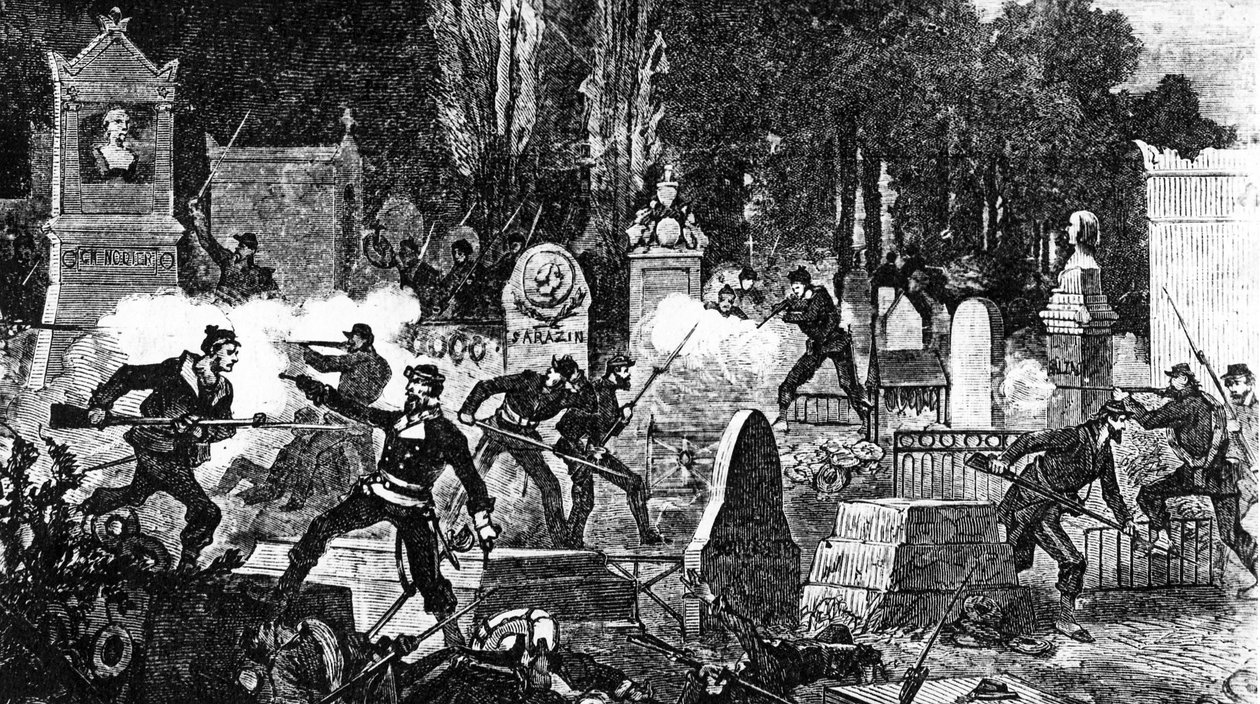 Ostatnia bitwa Komuny Paryskiej na cmentarzu Pere Lachaise, ryt Louis Joseph Amedee Daudenarde, z „Le Monde Illustre”, 1871 autorstwa Daniel Urrabieta Vierge