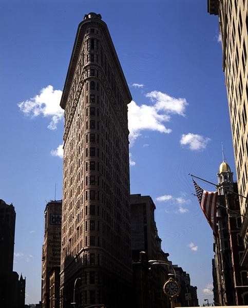 Budynek Flatiron, ukończony 1902 autorstwa Daniel Hudson Burnham