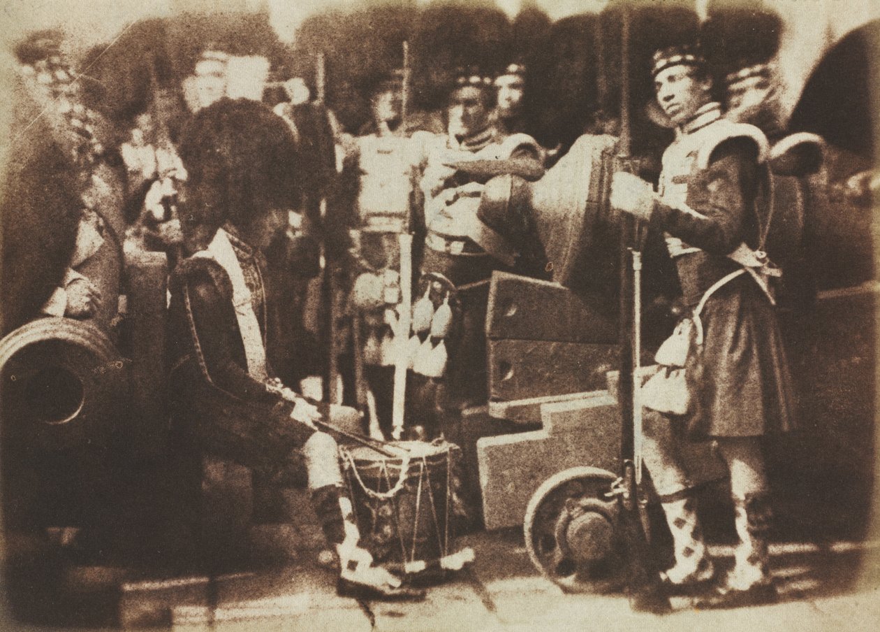 Scots Guards na zamku w Edynburgu, 1846. autorstwa David Octavius Hill