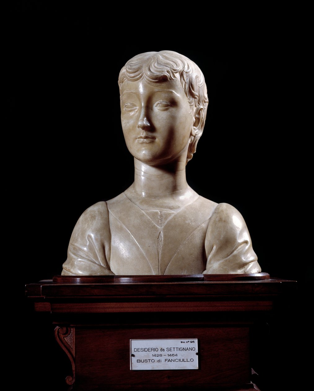 Rzeźba młodzieńca autorstwa Desiderio da Settignano (ca.1430-1464) 1450-1455 Dim 40x34,5 cm Florencja, Muzeum Narodowe Bargello autorstwa Desiderio da Settignano