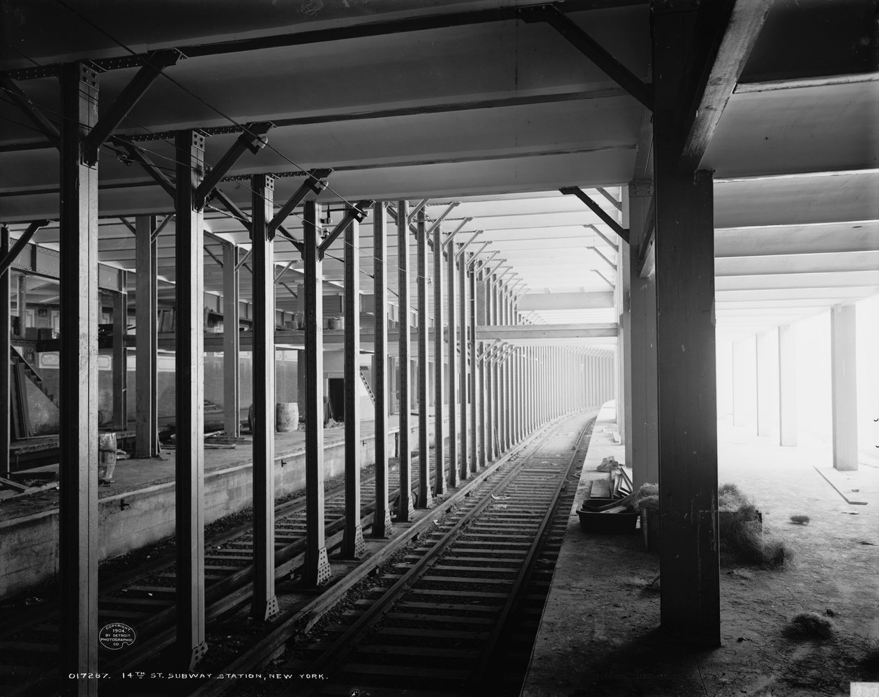 Stacja metra 14th St., Nowy Jork, ok.1904 autorstwa Detroit Publishing Co.