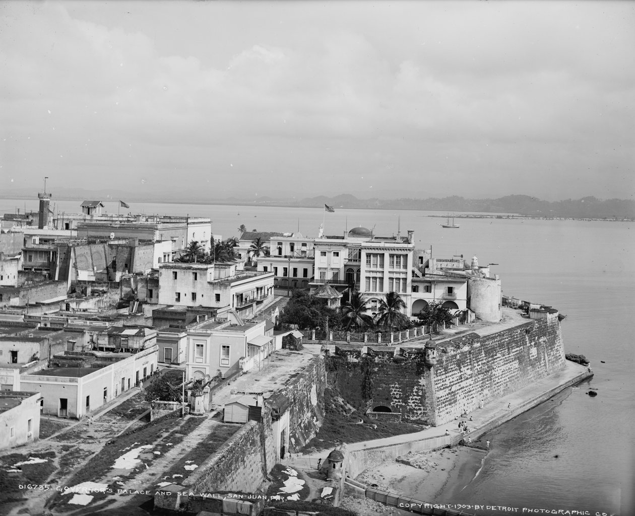 Pałac Gubernatora i nadbrzeże, San Juan, Portoryko, ok. 1903 autorstwa Detroit Publishing Co.