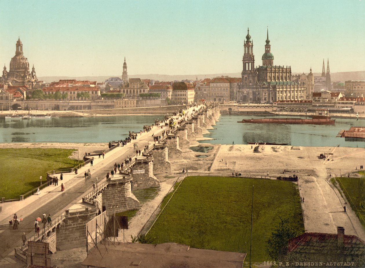 Altstadt, widok z Ministerstwa Wojny, Drezno, Niemcy, ok. 1900 autorstwa Detroit Publishing Co.