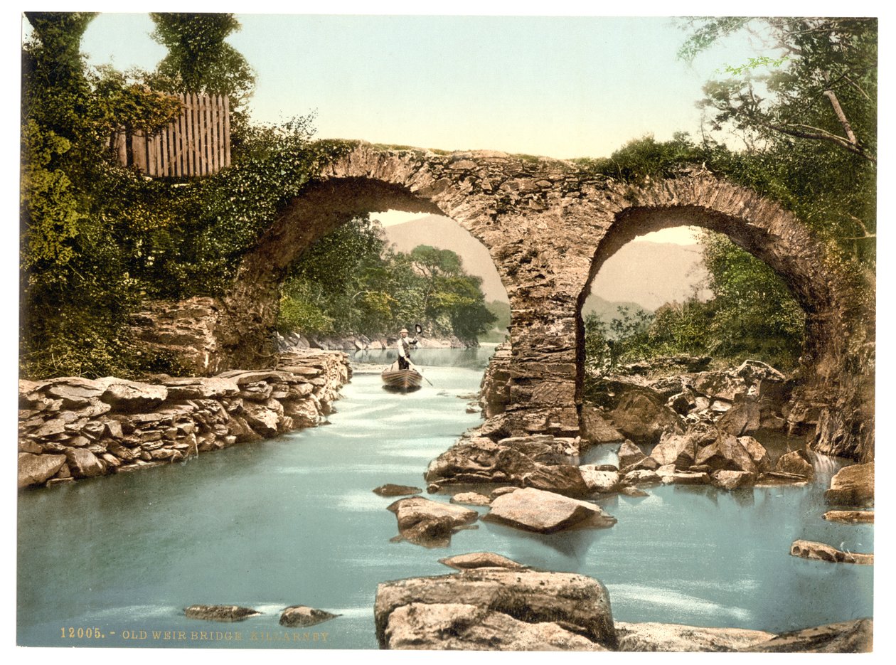 Stary most Weir. Killarney, hrabstwo Kerry, Irlandia, ok. 1890-1900 (fotochrom) autorstwa Detroit Publishing Co.