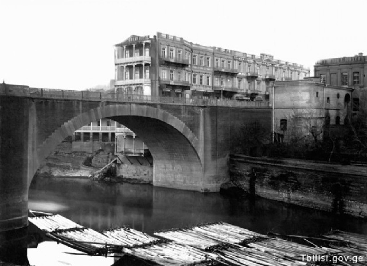 Tbilisi w XIX wieku autorstwa Dmitri Ivanovich Yermakov