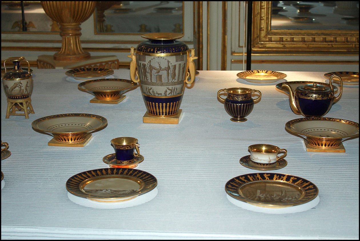 Vivant Denon, "egipski" serwis porcelanowy, Sevres, 1806 (porcelana z farbą i złoceniami) autorstwa Dominique Vivant Denon