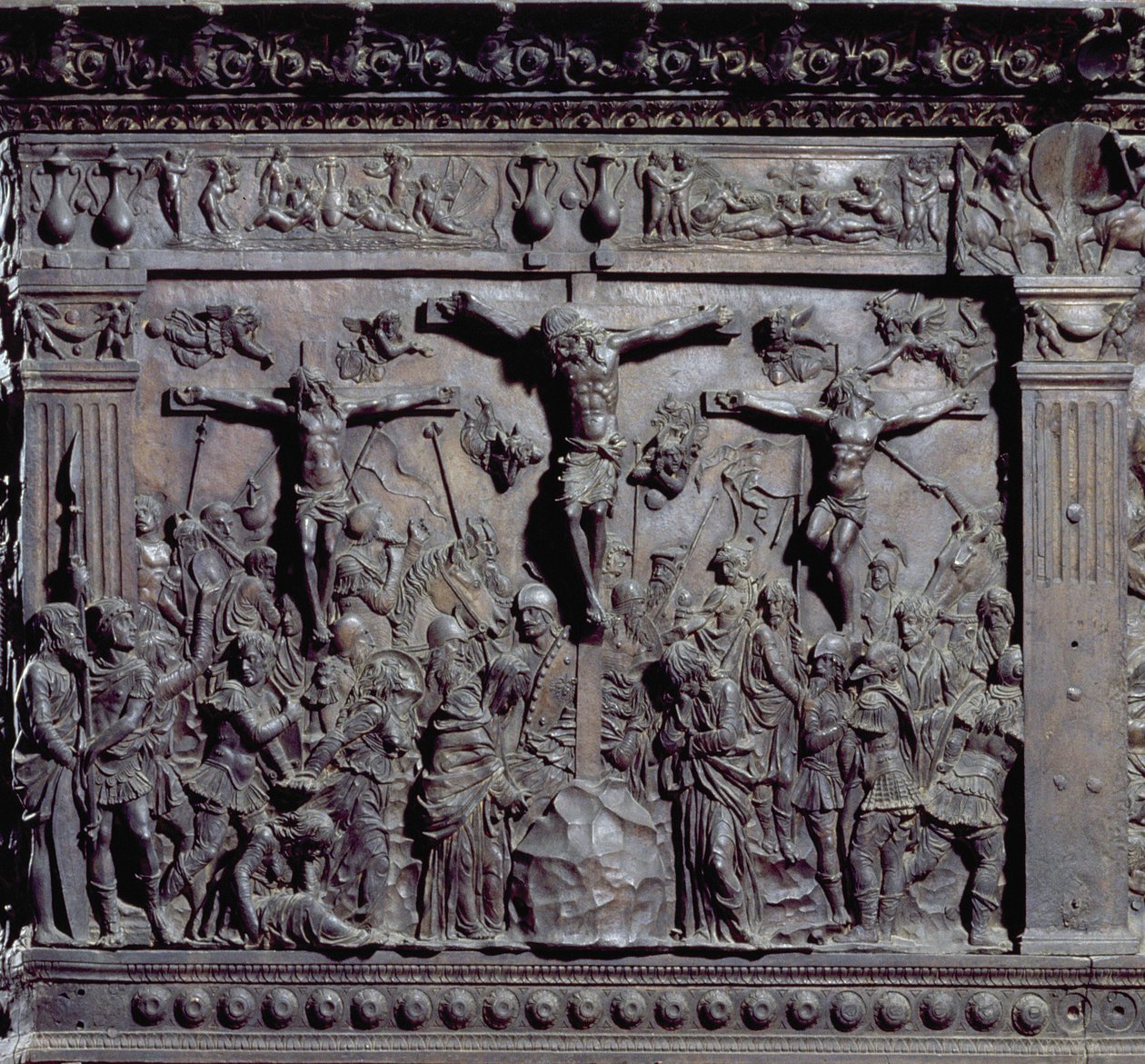 Ambona od strony południowej nawy głównej, 1460 r. detal z brązu 237990 autorstwa Donatello