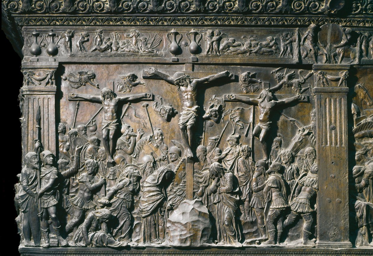 Przedstawienie dobrego złodzieja (Disma) i złego złodzieja (Gesmas), ukrzyżowanego z Jezusem Chrystusem. Płaskorzeźba lewej ambony, ok. 1900 r. 1460 autorstwa Donatello