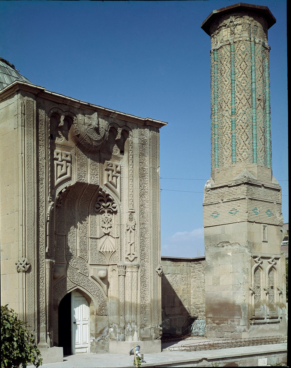 Widok szkoły islamskiej (1258) autorstwa Dynasty Seljuq